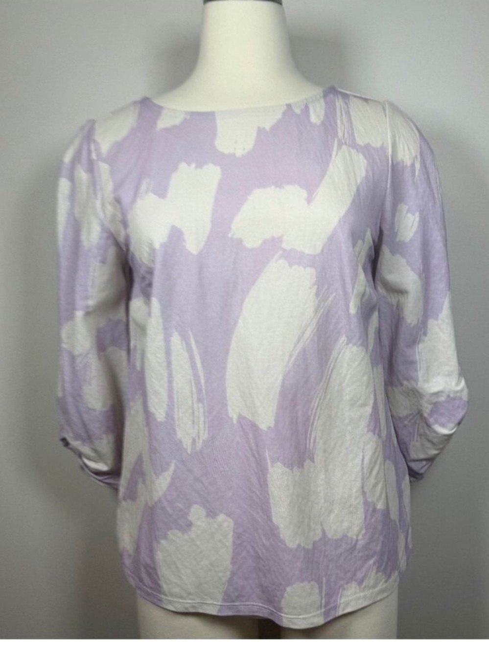 Phase Eight   Lavender and White Women's Blouse